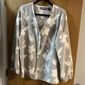 Chase bank Lands' End Gray and White Floral open collar top